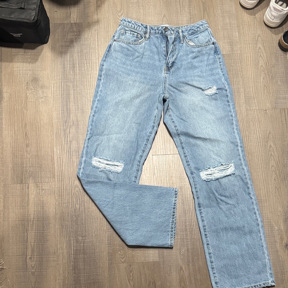 FASHION NOVA Light Wash Distressed High-Rise Jeans